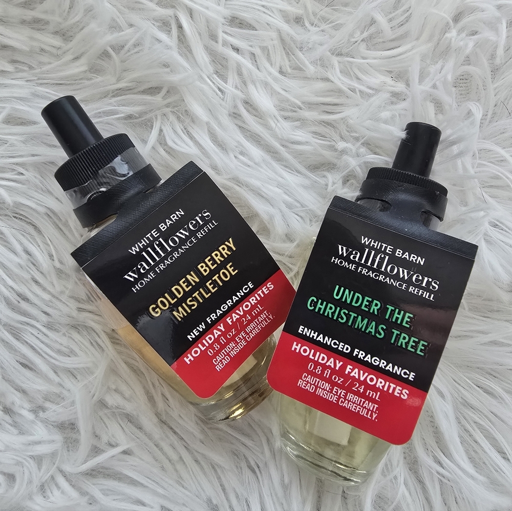 Bath & Body Works Santa WallFlower Plug-In. Includes 2 WallFlower Fragrances NWT - Picture 7 of 7